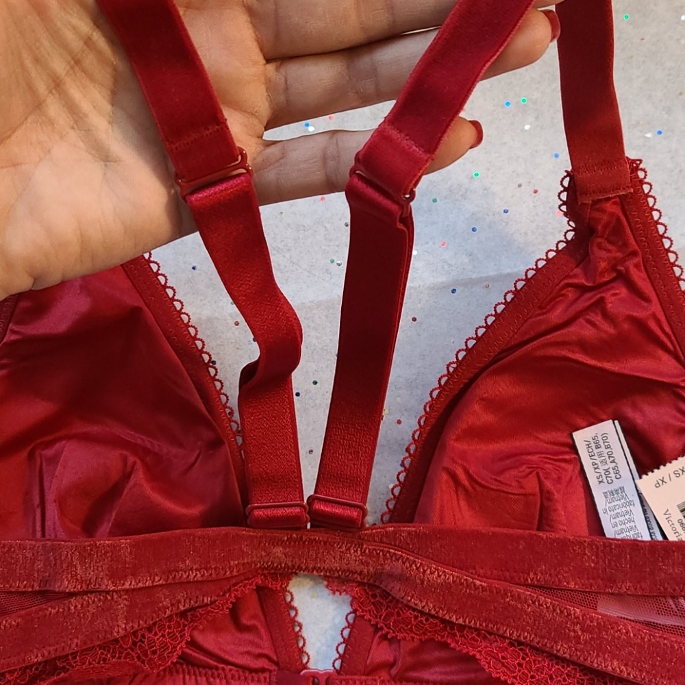 BUY 1 GET 1 FREE VICTORIA SECRET RED MESH BRALETTE - Picture 8 of 11